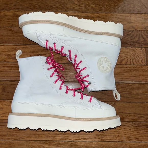 Converse Chuck Taylor Egret Ivory Leather Crafted Boot Women’s Size 9.5 - Picture 8 of 16
